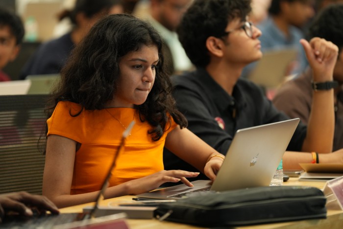 Students Targeting Top Global Colleges