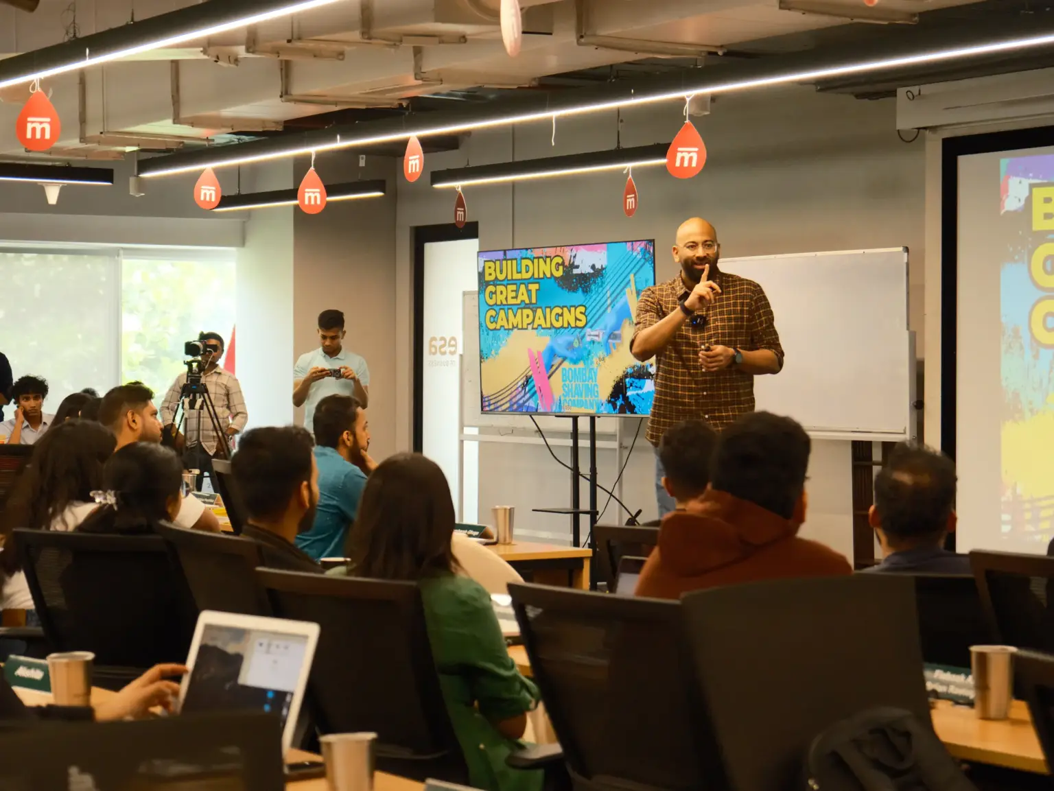 A session on building great campaigns in a Mesa School of Business classroom